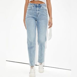 American Eagle Stretch Mom Straight Jean